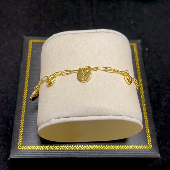 Pura Vida Jewelry - PURA VIDA GOLD TONE COWRIE & WORLD CHARM BRACELET ON A GOLD TONE LINK BRACELET